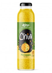 10.6 fl oz glass bottle adding chia seeds to fresh pineapple juice 1